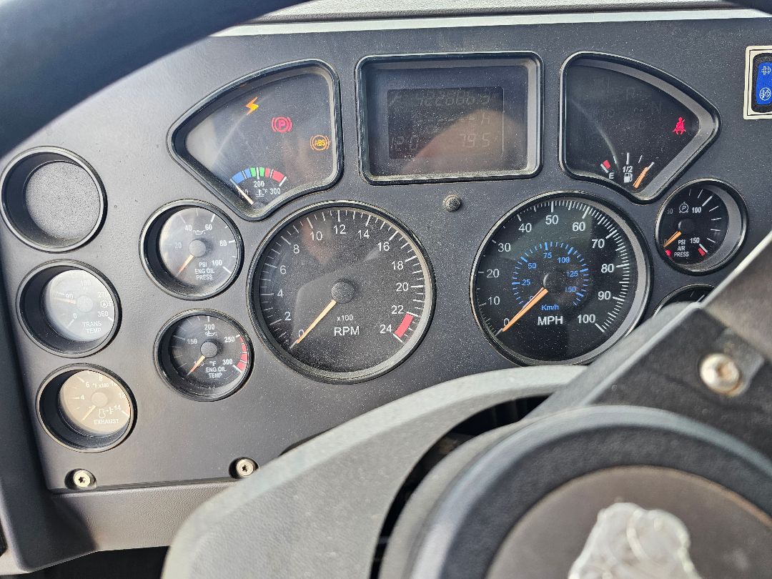 2010 MACK CHU613 Pinnacle - Image 10